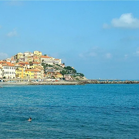 Charming In The Groves Near The Sea Bellissimi