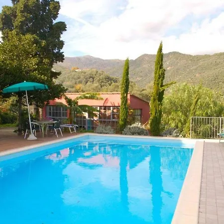 Charming In The Groves Near The Sea Apartman *